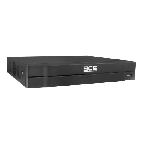 Czarny, prostokątny rejestrator BCS z widocznym logo na przednim panelu. Urządzenie posiada minimalistyczny design z portem USB po prawej stronie.