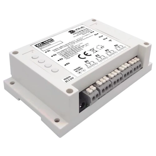 Sterownik WiFi i RF 433 MHz w białej obudowie z widocznymi złączami śrubowymi na jednym boku. Na górnej powierzchni znajduje się etykieta z informacjami technicznymi i certyfikatami.