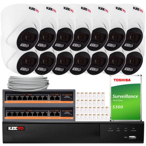 Zestaw do monitoringu IP składający się z dziesięciu kamer, dwóch switchów, dysku twardego Toshiba oraz rejestratora KeeYo. W zestawie znajduje się również kabel sieciowy i złącza.